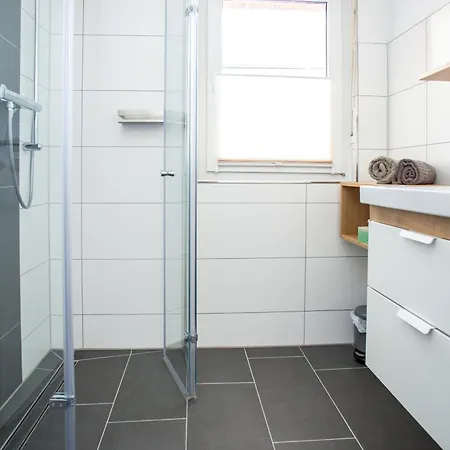 Boardinghouse44 Apartment *